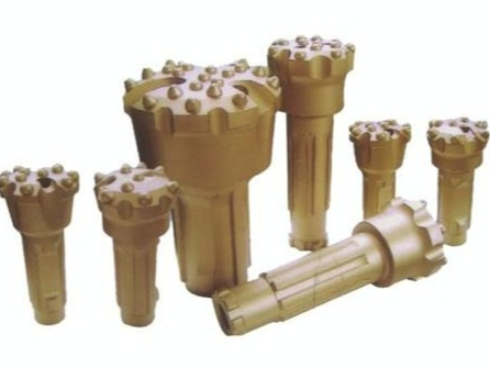 潜孔钻头突出体技术深度解析：提升破岩效率的精密工程